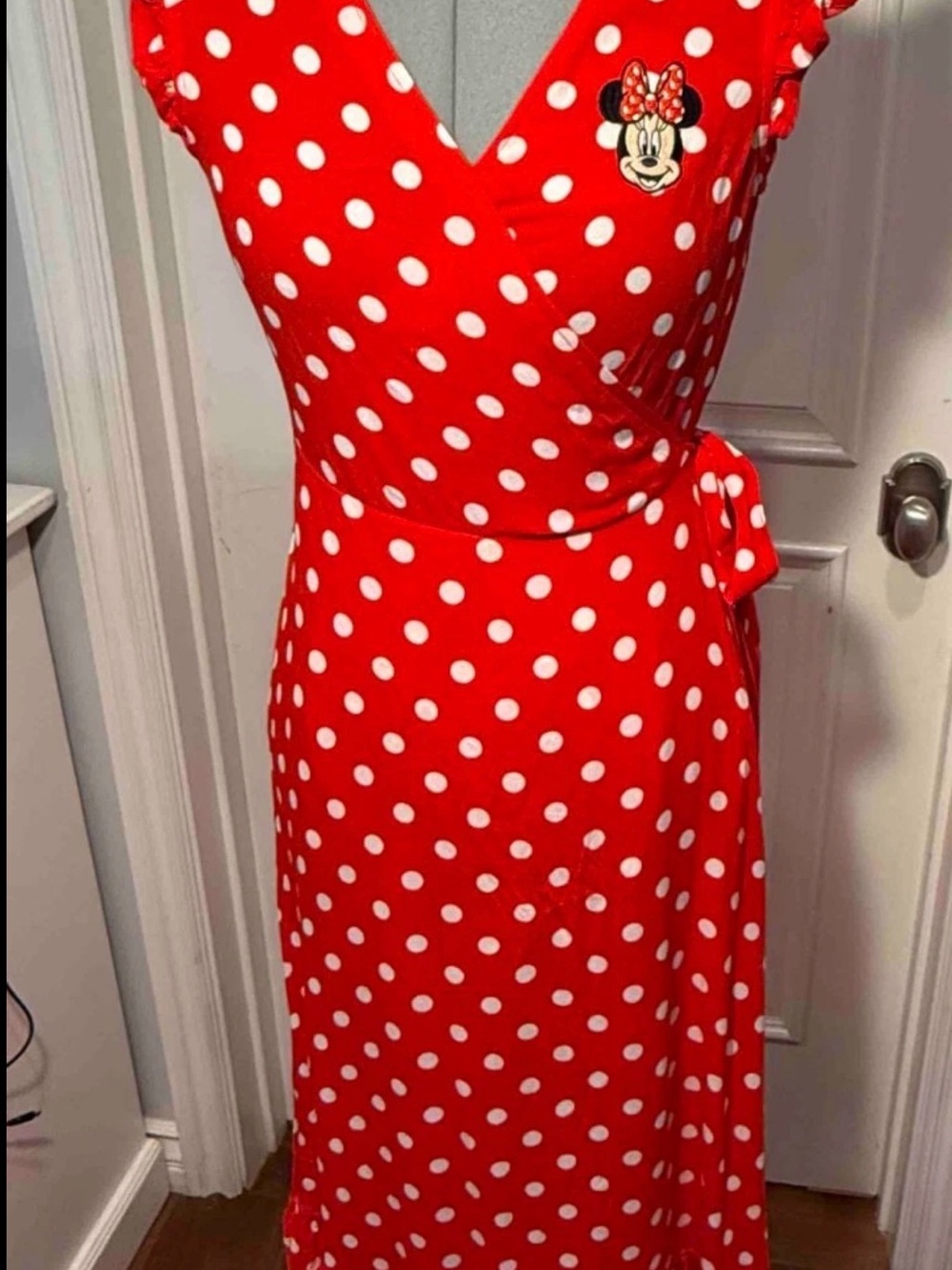 Disney Women's Minnie Mouse Embroidered Red & White Polka Dot Wrap Dress Size M